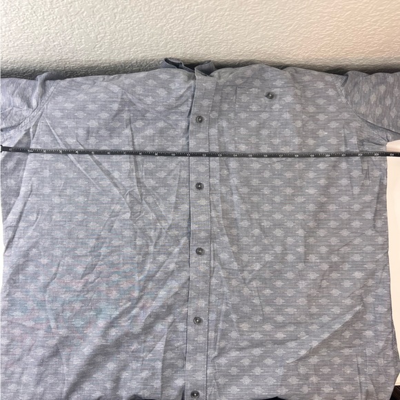 Travis Mathew Grey Patterned Button down Short Sleeve Men’s Size XXL - Picture 3 of 6